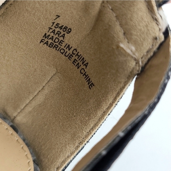 SEARS Tara Grey Snake Print Lace Up Sandals Chunky Heel Size 7 - Picture 13 of 15